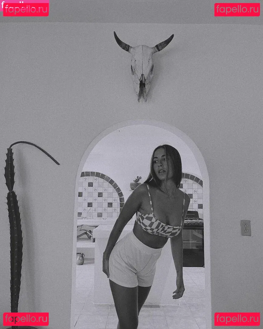 paulagonu Onlyfans Photo Gallery 