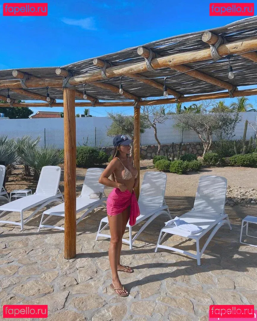 paulagonu Onlyfans Photo Gallery 