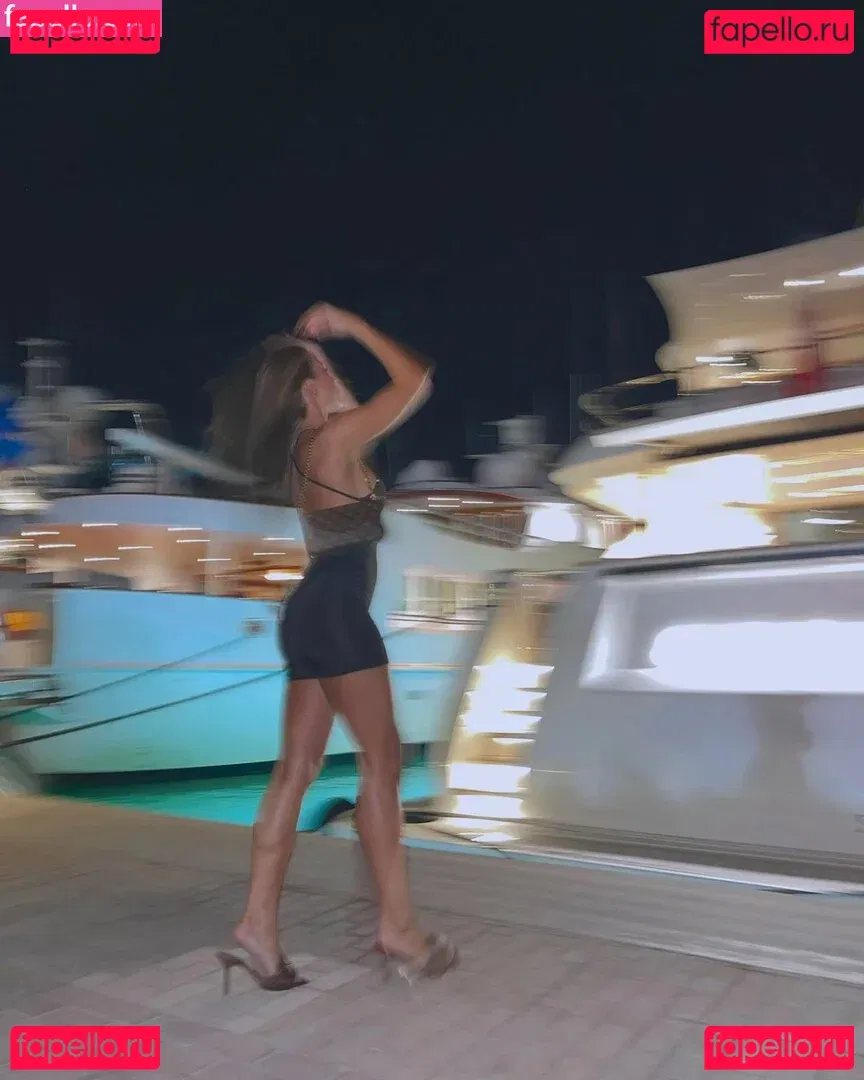 paulagonu Onlyfans Photo Gallery 