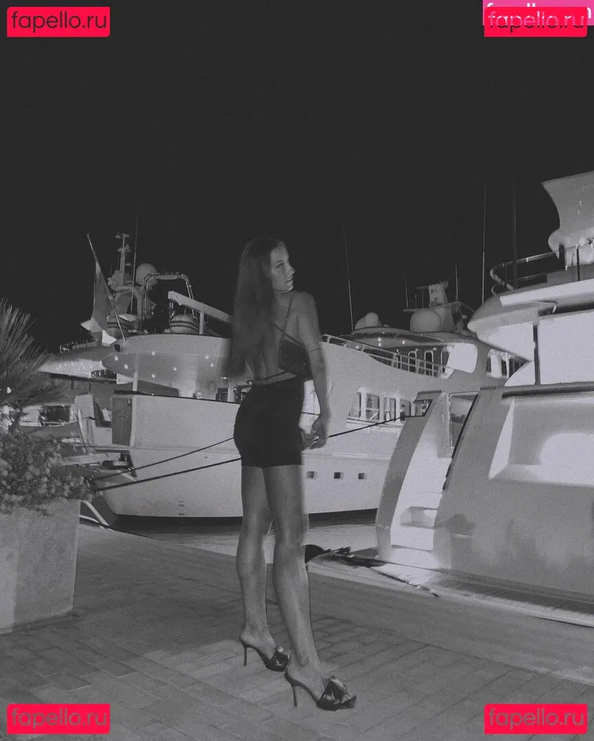 paulagonu Onlyfans Photo Gallery 