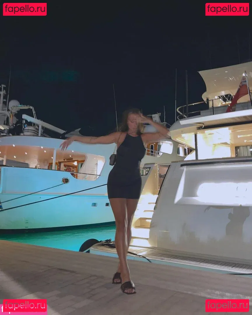 paulagonu Onlyfans Photo Gallery 