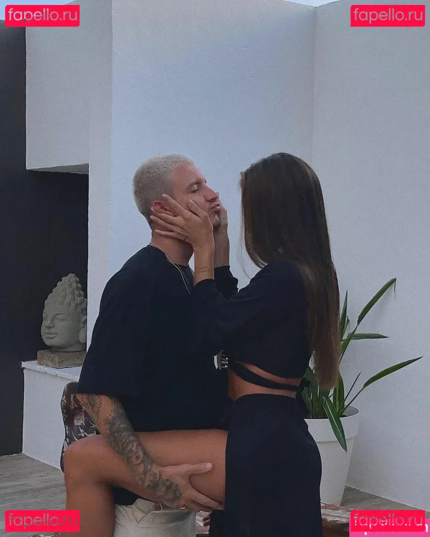 paulagonu Onlyfans Photo Gallery 