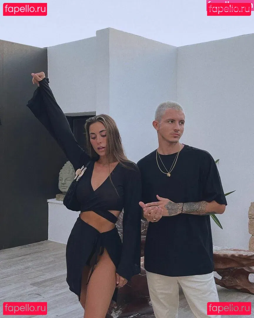 paulagonu Onlyfans Photo Gallery 