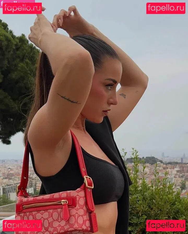 paulagonu Onlyfans Photo Gallery 