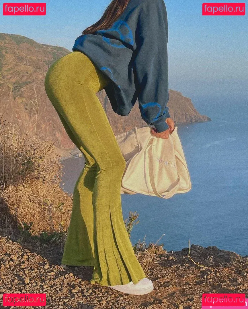 paulagonu Onlyfans Photo Gallery 