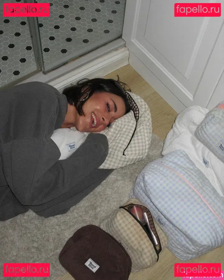 paulagonu Onlyfans Photo Gallery 