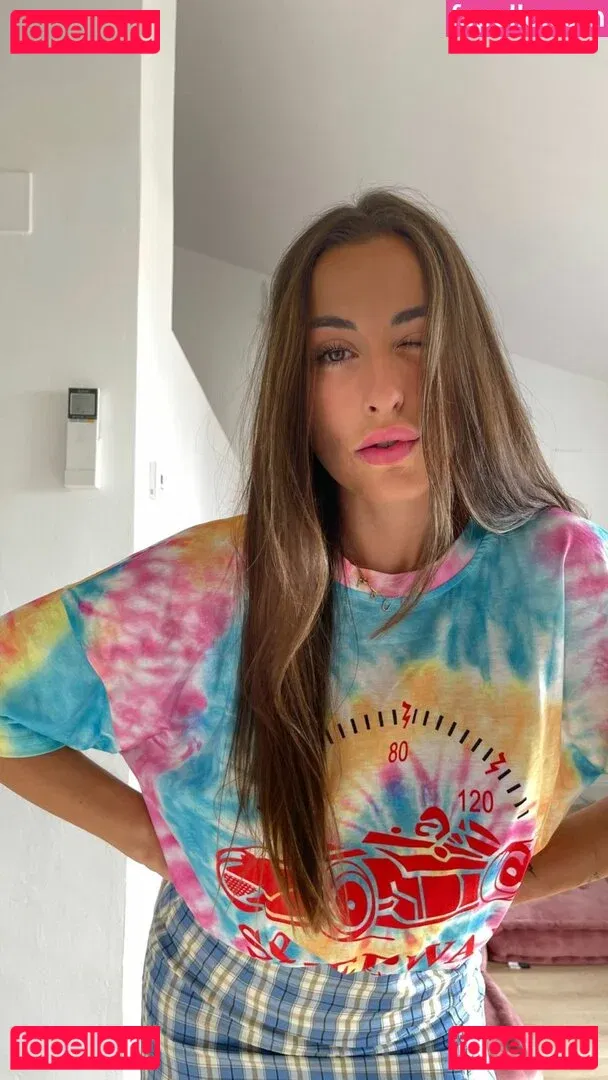 paulagonu Onlyfans Photo Gallery 