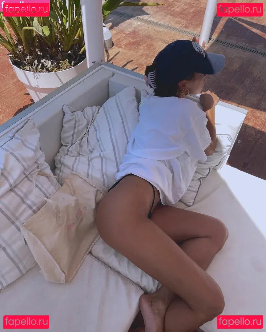 paulagonu Onlyfans Photo Gallery 