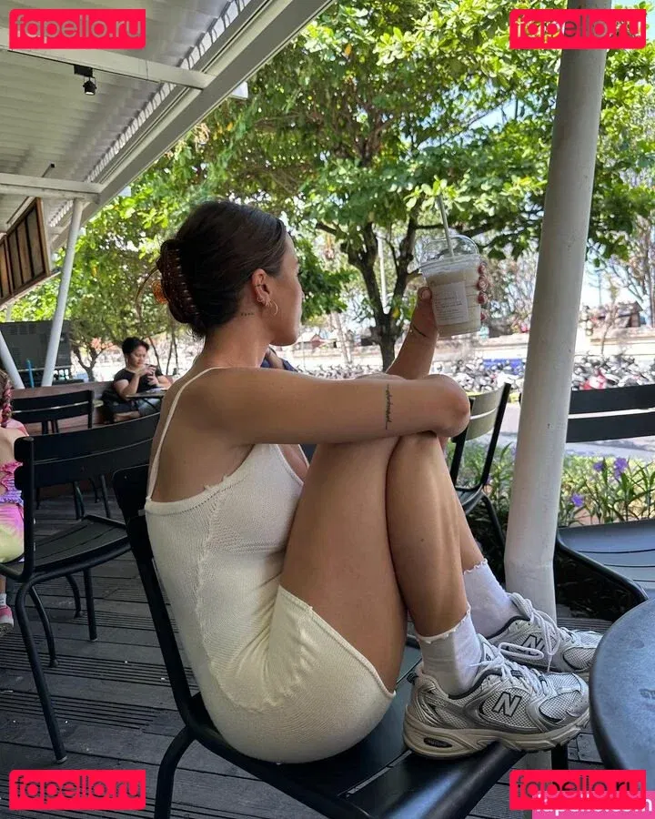 paulagonu Onlyfans Photo Gallery 