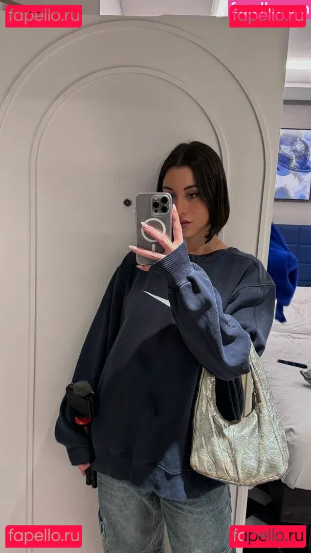 paulagonu Onlyfans Photo Gallery 