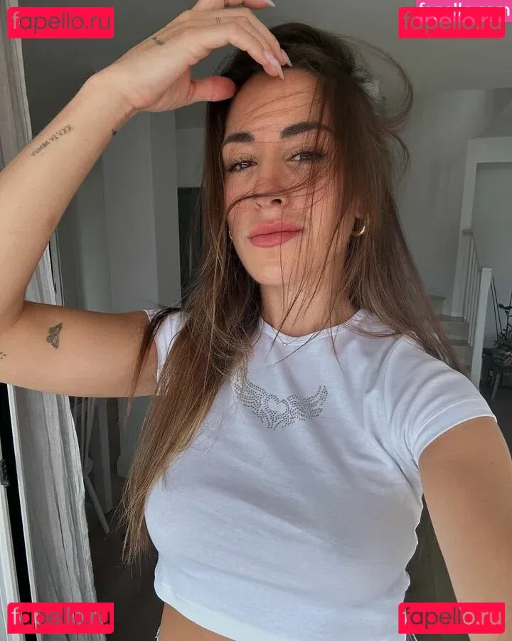 paulagonu Onlyfans Photo Gallery 