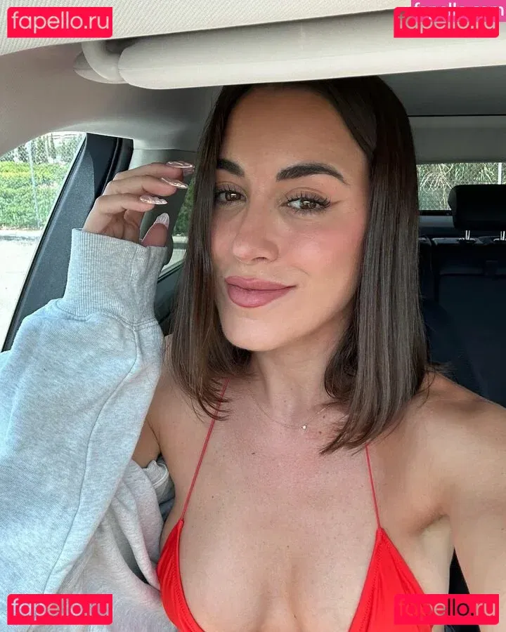 paulagonu Onlyfans Photo Gallery 