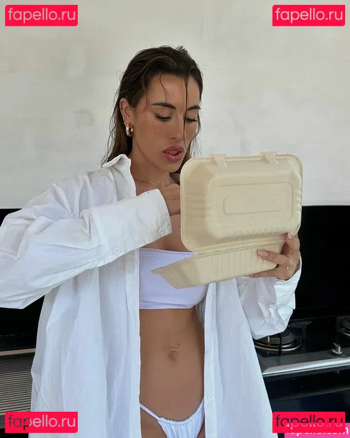 paulagonu Onlyfans Photo Gallery 