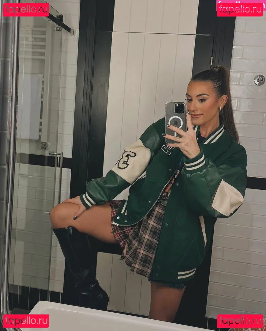 paulagonu Onlyfans Photo Gallery 