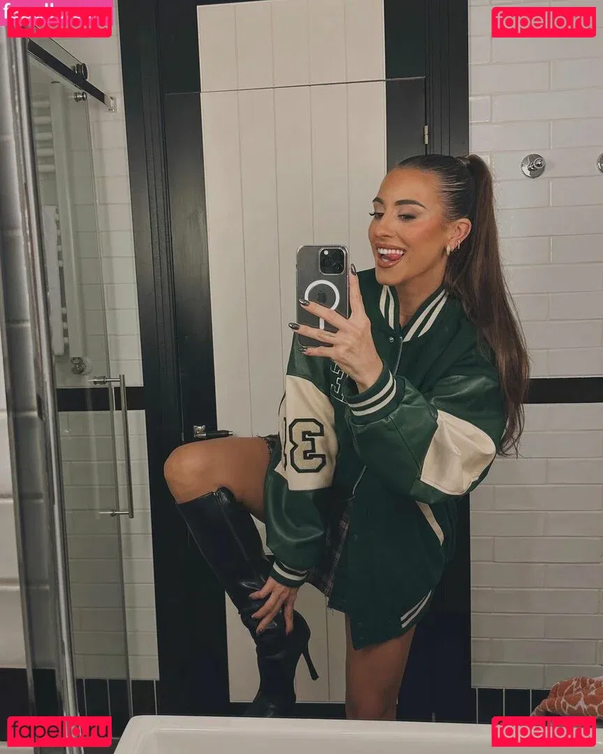 paulagonu Onlyfans Photo Gallery 