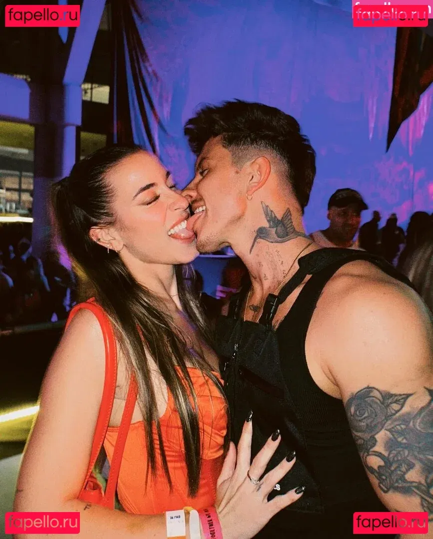 paulagonu Onlyfans Photo Gallery 