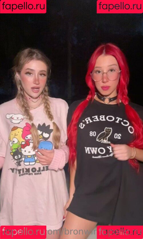 Bronwin Aurora Onlyfans Photo Gallery 