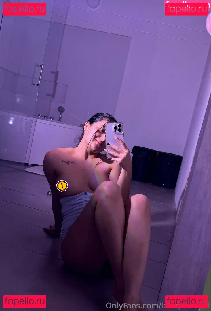 iamqueenjaii Onlyfans Photo Gallery 