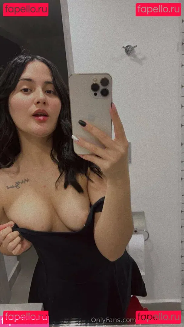 iamqueenjaii Onlyfans Photo Gallery 