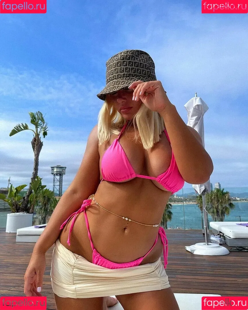 Ellie Brown Onlyfans Photo Gallery 