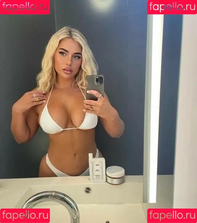 Ellie Brown Onlyfans Photo Gallery 