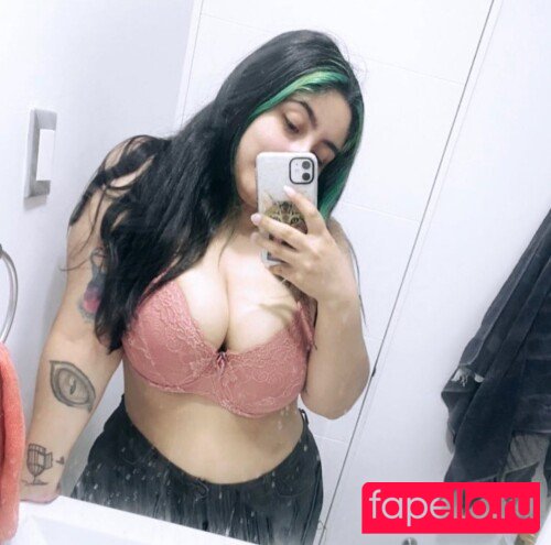 Carolin.a__sto Nude Onlyfans Photo 5