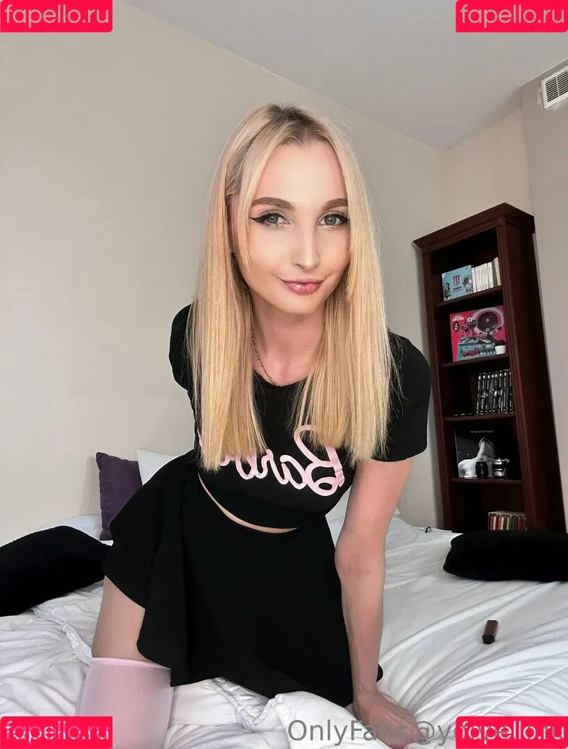 onlyyoive Onlyfans Photo Gallery 