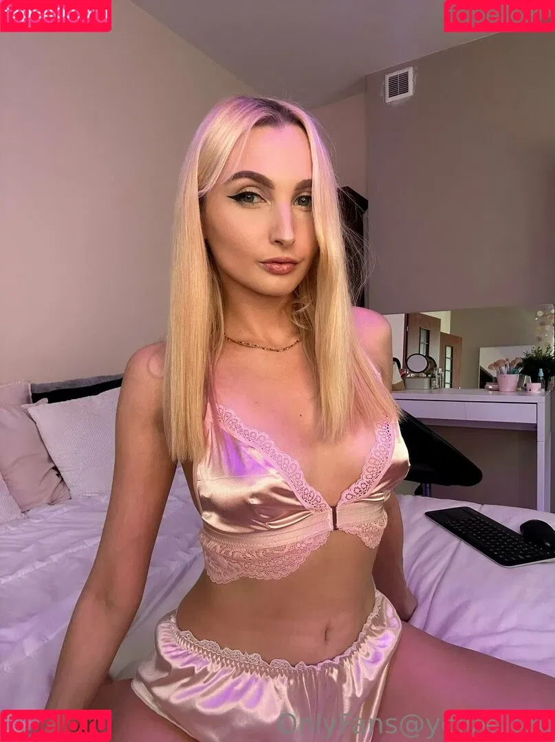 onlyyoive Onlyfans Photo Gallery 