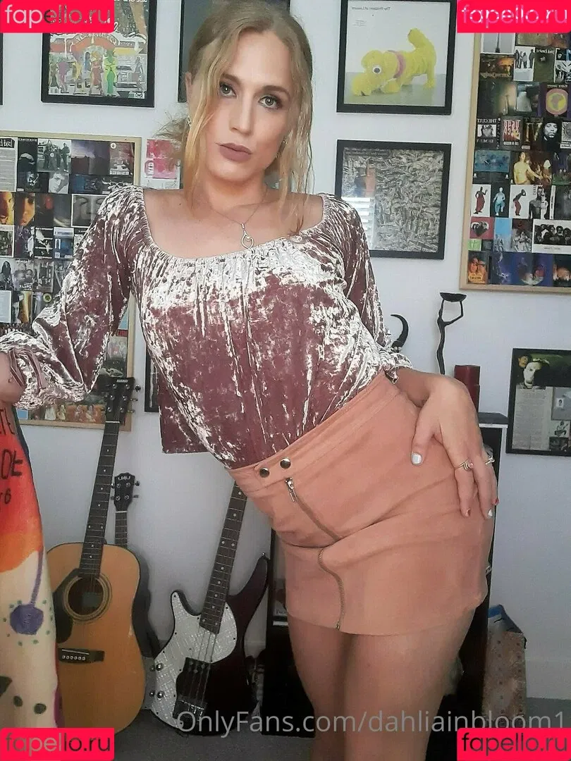 dahliainbloom1 Onlyfans Photo Gallery 