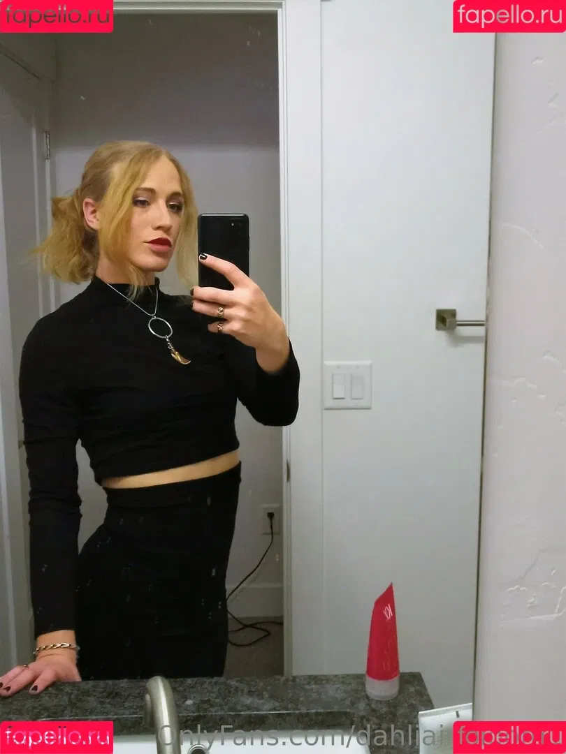 dahliainbloom1 Onlyfans Photo Gallery 