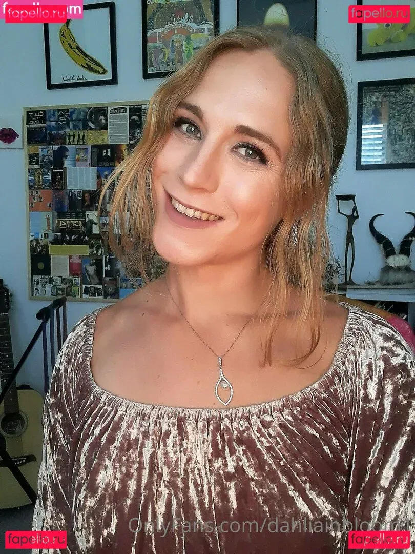 dahliainbloom1 Onlyfans Photo Gallery 