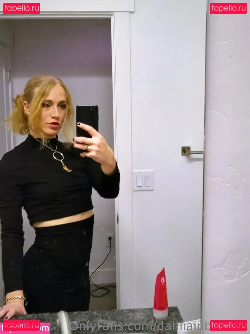 dahliainbloom1 Onlyfans Photo Gallery 