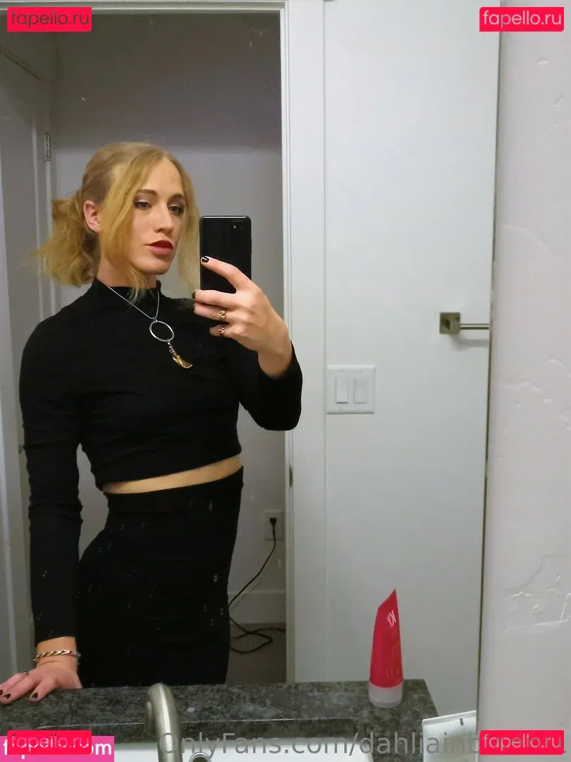 dahliainbloom1 Onlyfans Photo Gallery 