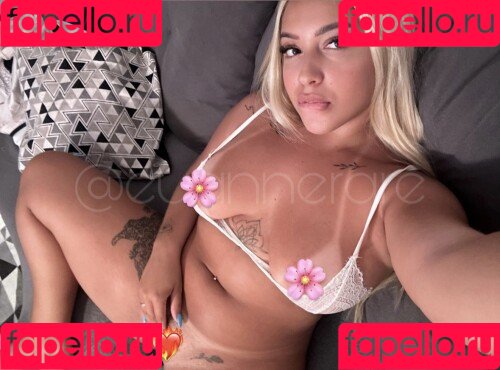 euannerare Onlyfans Photo Gallery 