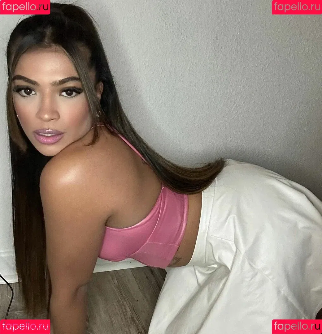 Hatidza Demirovic Onlyfans Photo Gallery 