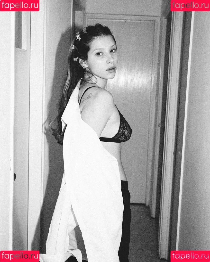 Roni Zouler Onlyfans Photo Gallery 