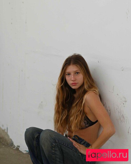 Roni Zouler Nude Onlyfans Photo 31