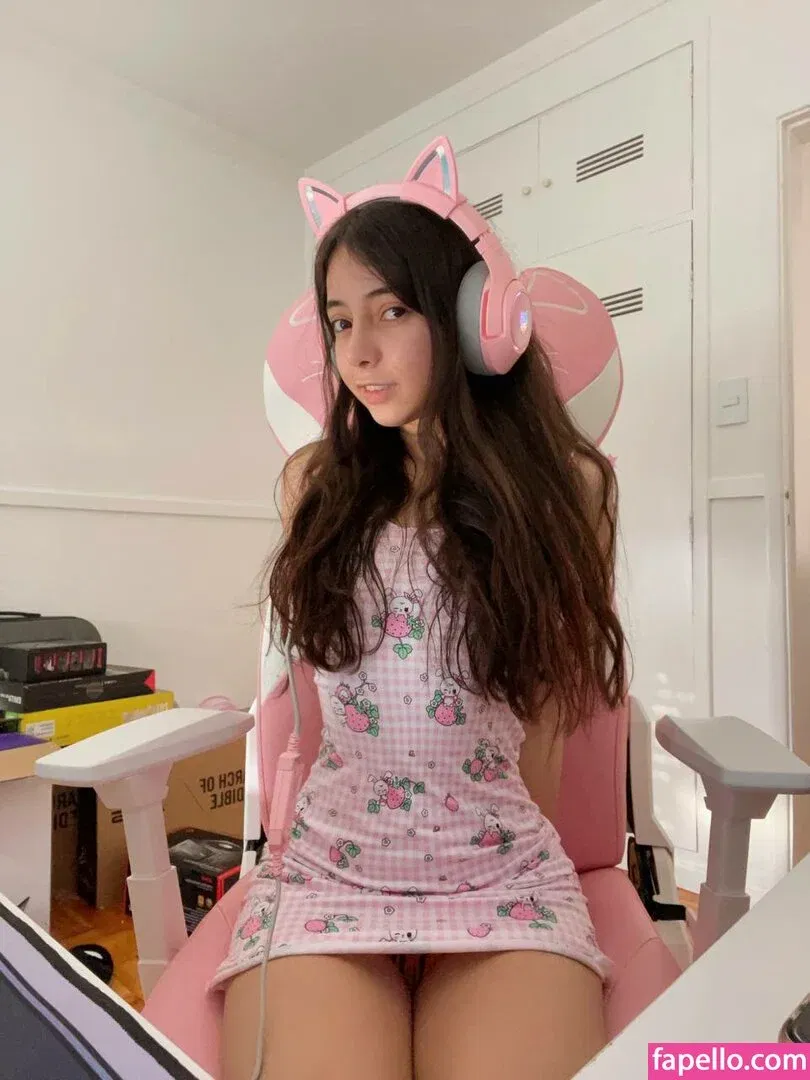 Caroline Lopes Onlyfans Photo Gallery 