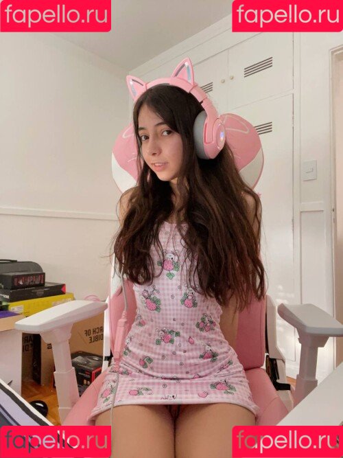 Caroline Lopes Onlyfans Photo Gallery 