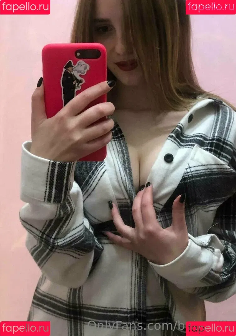 babe_lilit Onlyfans Photo Gallery 