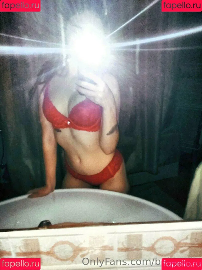 babe_lilit Onlyfans Photo Gallery 