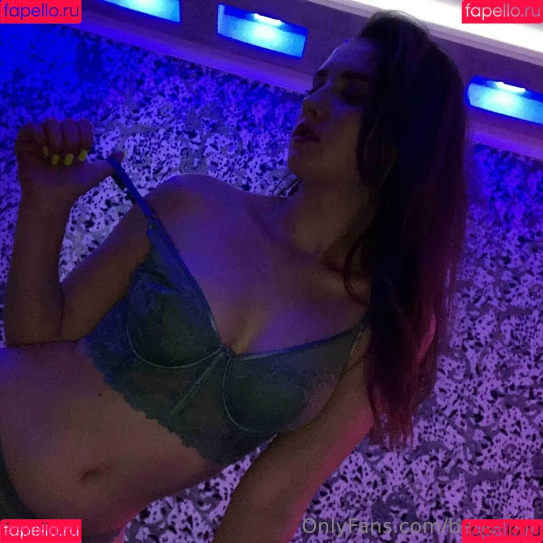 babe_lilit Onlyfans Photo Gallery 