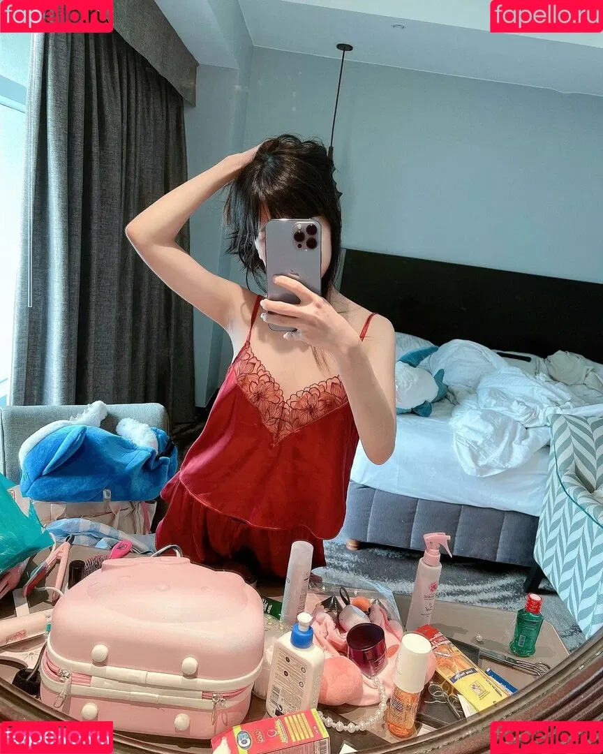 Joyce Poring Onlyfans Photo Gallery 