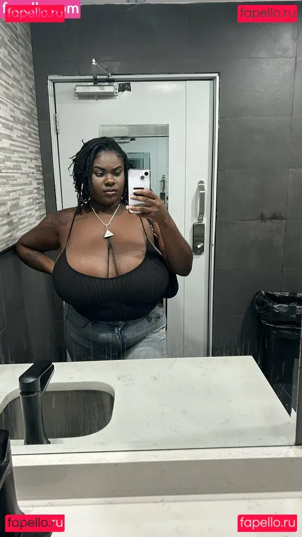 Missmellonsss Onlyfans Photo Gallery 