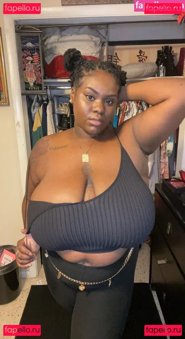 Missmellonsss Onlyfans Photo Gallery 