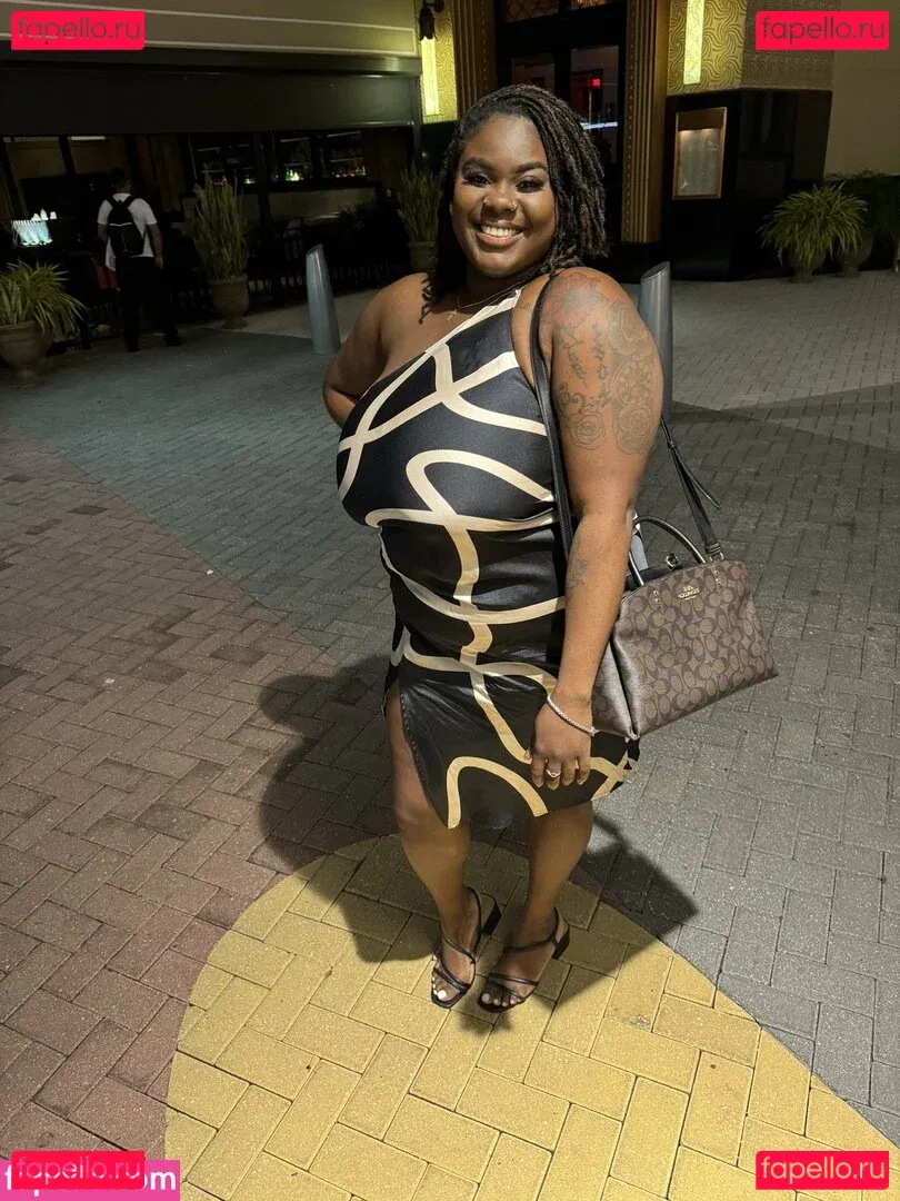 Missmellonsss Onlyfans Photo Gallery 