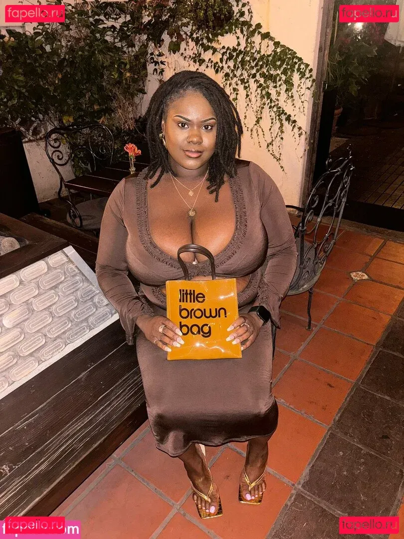 Missmellonsss Onlyfans Photo Gallery 