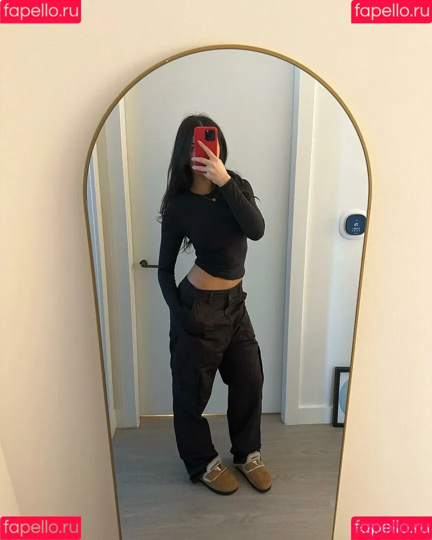 Ellie Zeiler Onlyfans Photo Gallery 