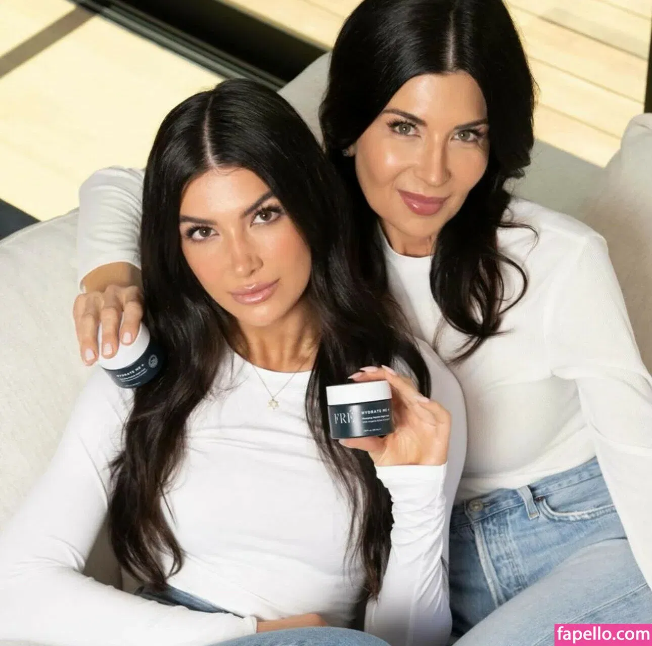 Ellie Zeiler Onlyfans Photo Gallery 