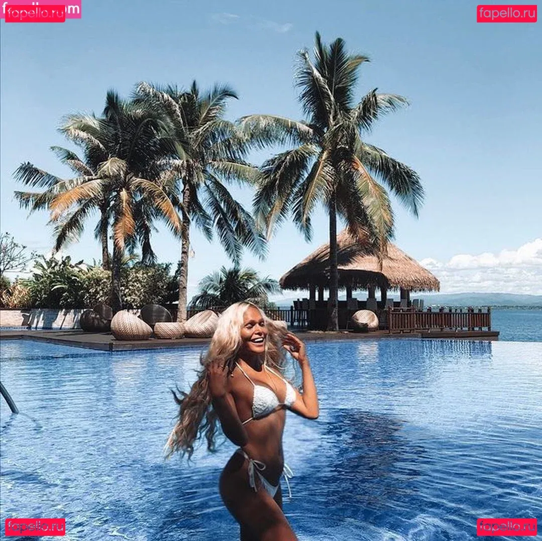 thecluest Onlyfans Photo Gallery 